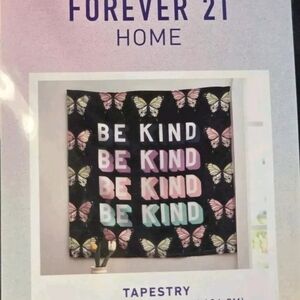 Forever 21 Home Tapestry Room Decor 42x42" Butterflies BE KIND MSP$27